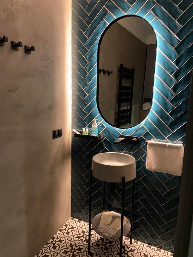 Lux Appartments В Центре Города В Стиле Loft Vinnytsia Luaran gambar
