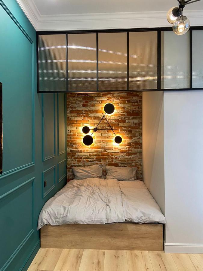 Lux Appartments В Центре Города В Стиле Loft Vinnytsia Luaran gambar